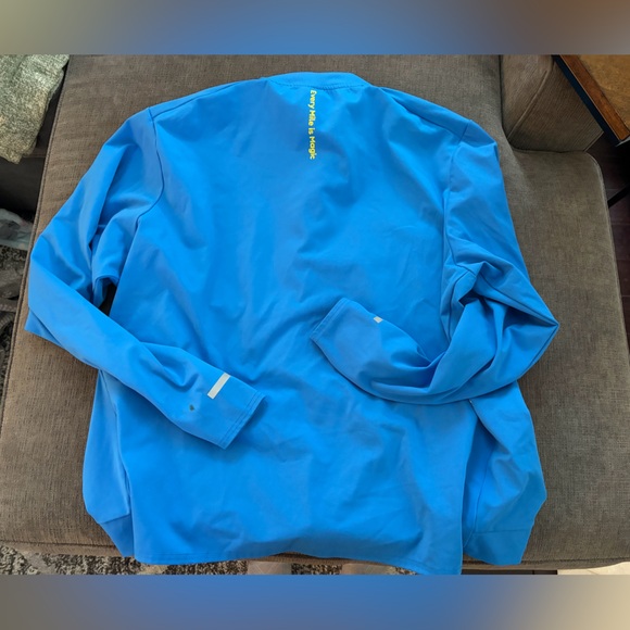runDisney Jacket - Picture 3 of 5